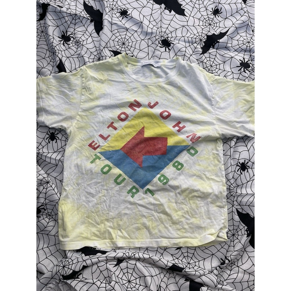 Daydreamer Womens Elton John 1980 Tour Yellow Spiral Tee S H19